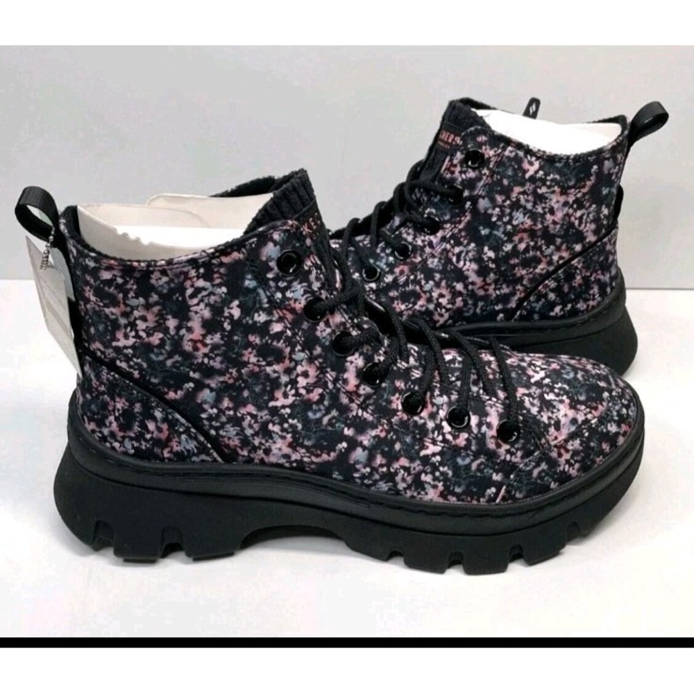 Skechers Street Los Angeles Roadies Surge-Lotsa Flowers Women's US Size 8 NWOB